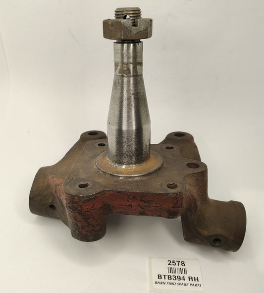 MG B Right Hand Stub / Hub King Pin BTB394 RH  Reconditioned Used0