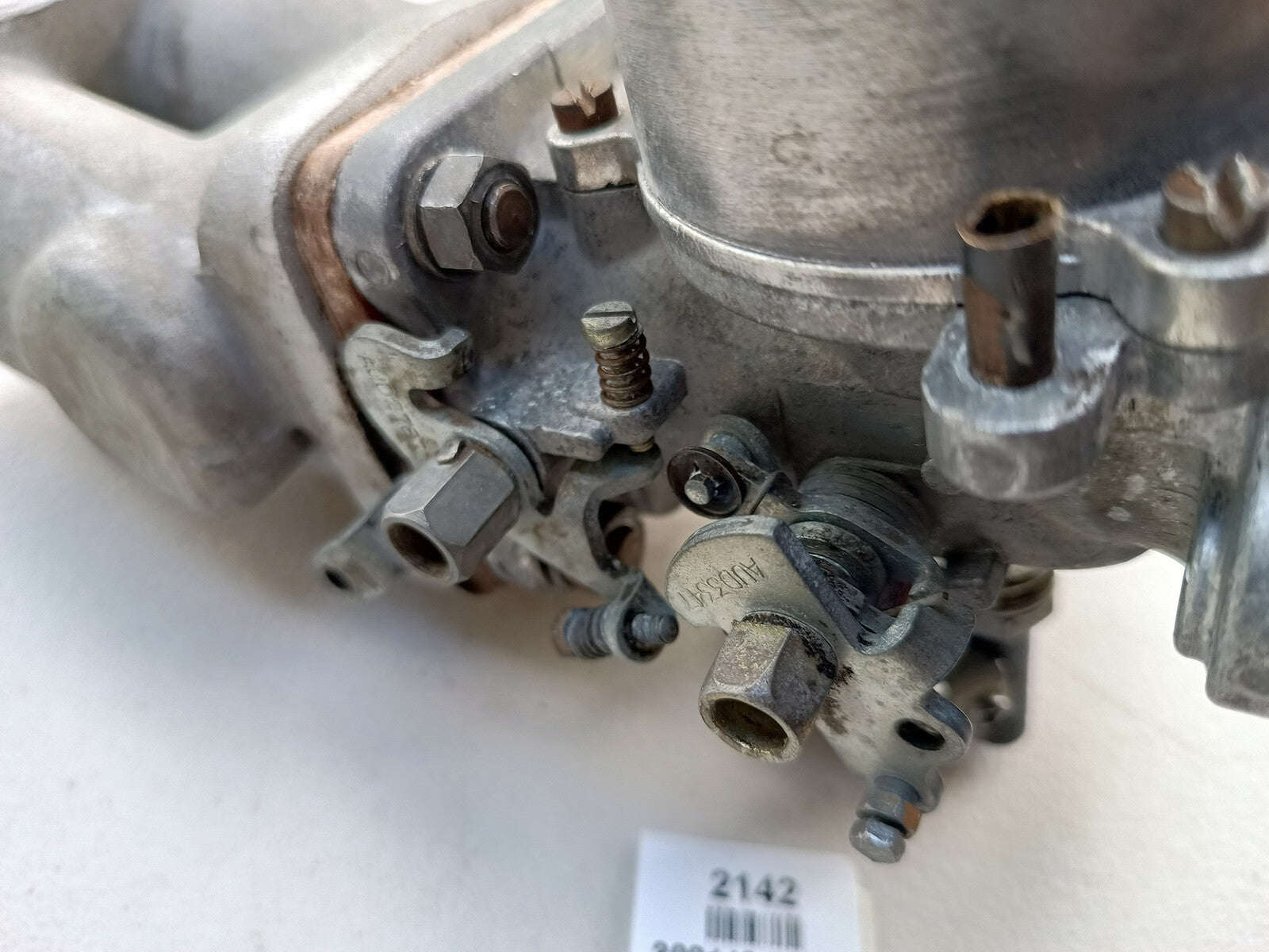 Triumph TR twin 1.75" HS6 SU AUD 9 carburettors High Port Inlet Manifold 3021199