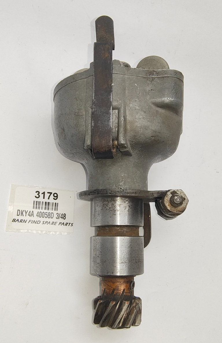 LUCAS USED DISTRIBUTOR DKY4A 40058D,  A131  Date stamped 3 48 (March 1948) MG TD9