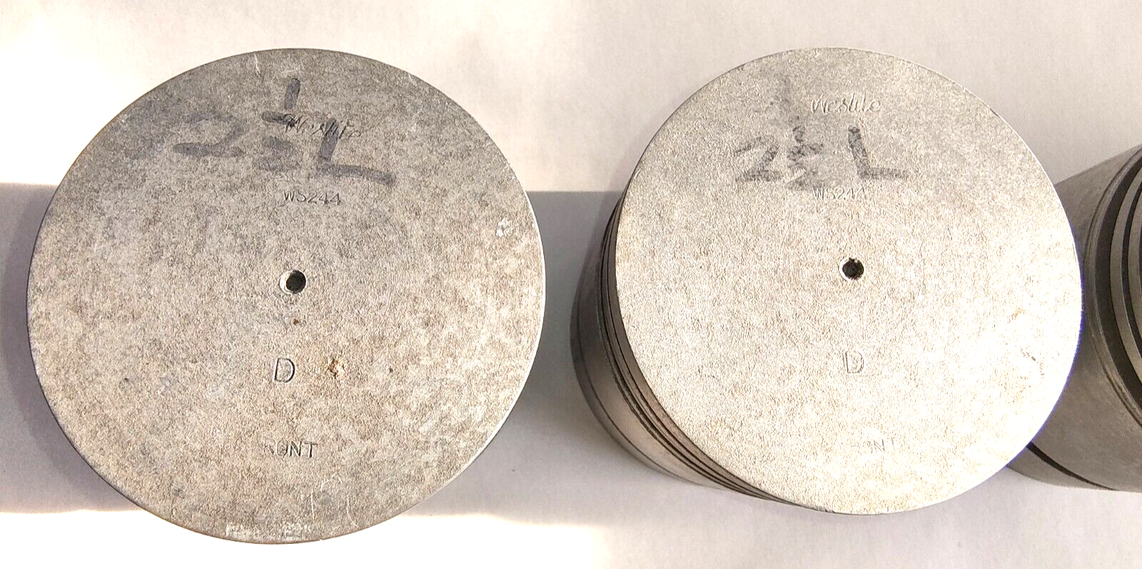 Job Lot of 6 x Jaguar 2.5 2 1/2 litre 2664 cc used pistons 4 x HX1722  2 x WS2447