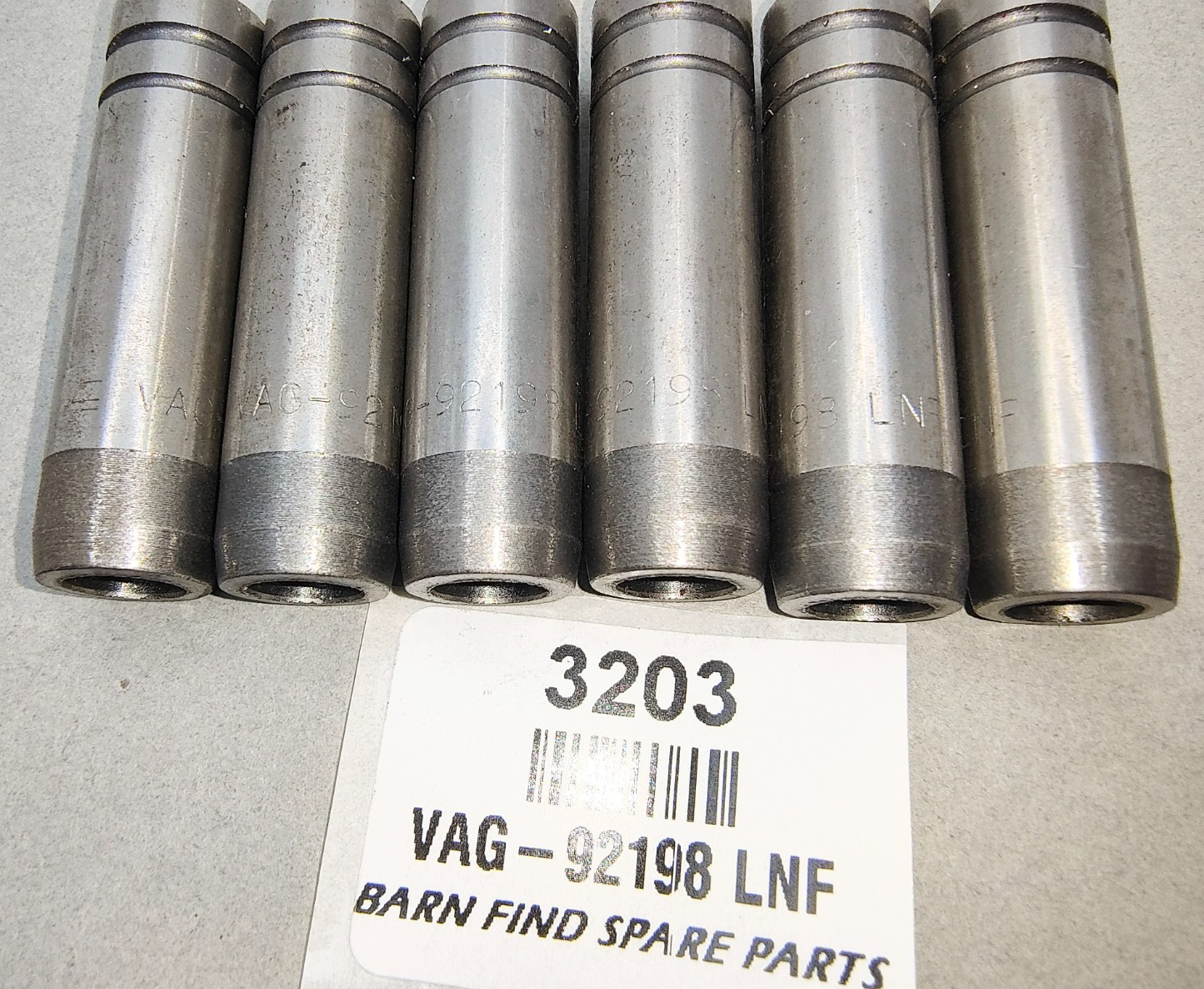 6 x Jaguar Inlet guides - new old stock VAG-92198 LNF1