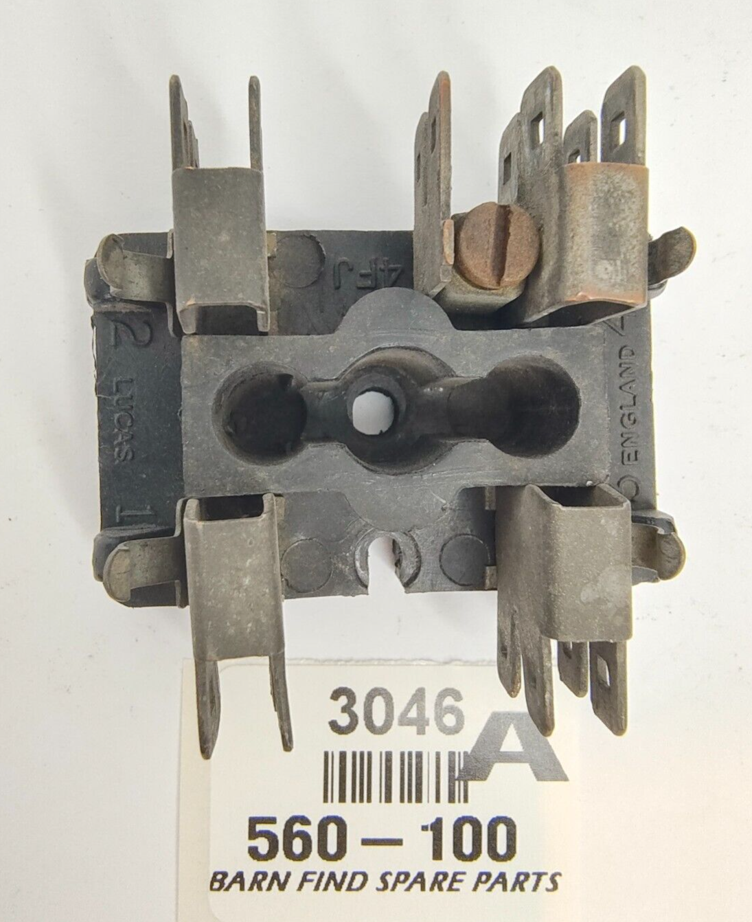 Original Bakelite Lucas Used MG fuse box 2 fuse 4FJ  560-100 Sold separately2