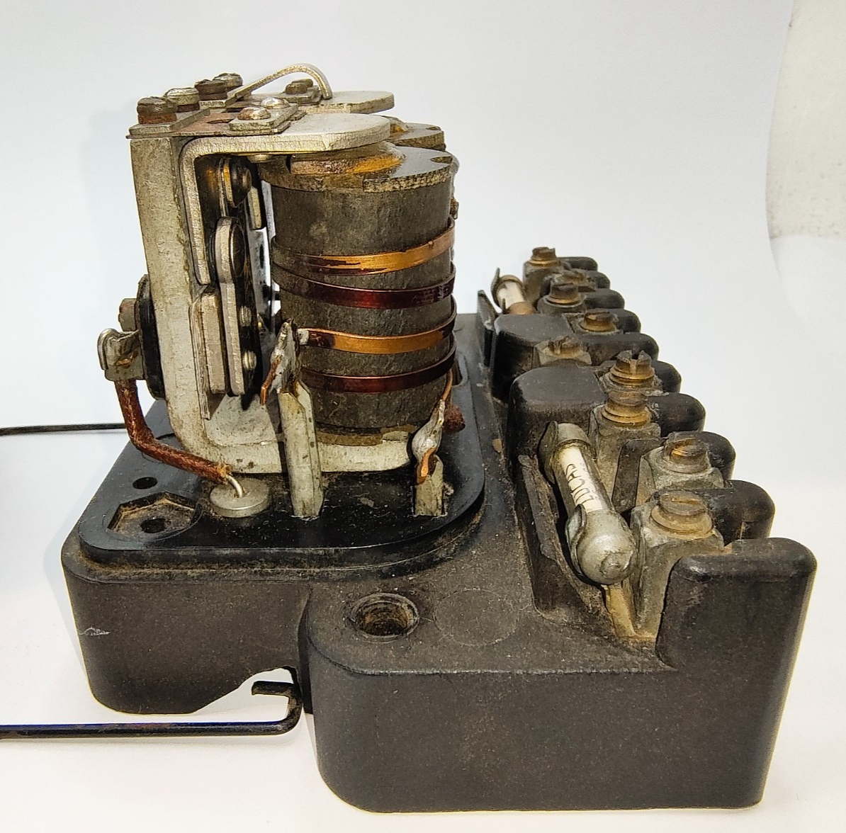 ORIGINAL Used LUCAS RF95/2 L4 12V Voltage Regulator 37076E Date Stamped 9 4914