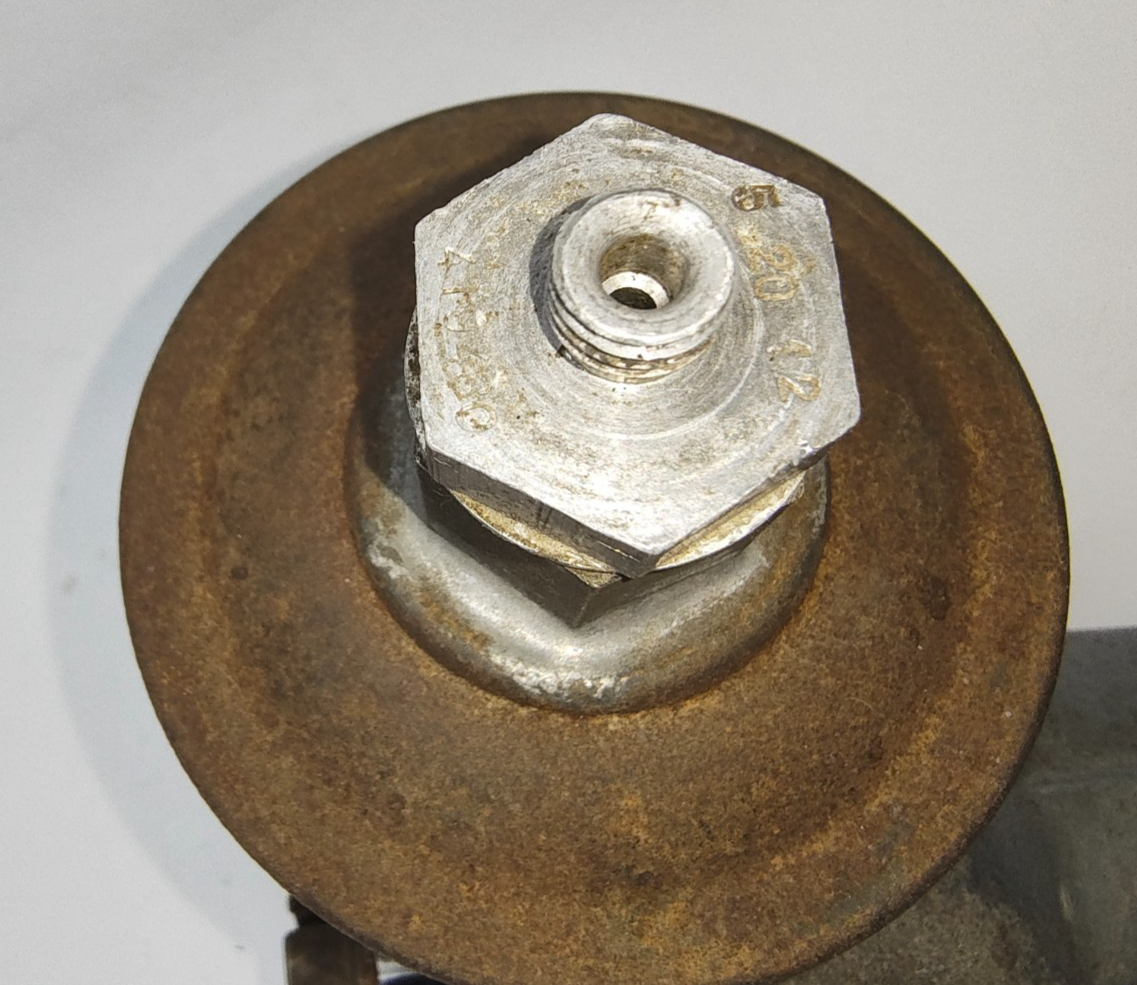 Lucas Original Used Distributor DM6A 40252D  Dated 6 54 Suits various 6 cylinder4