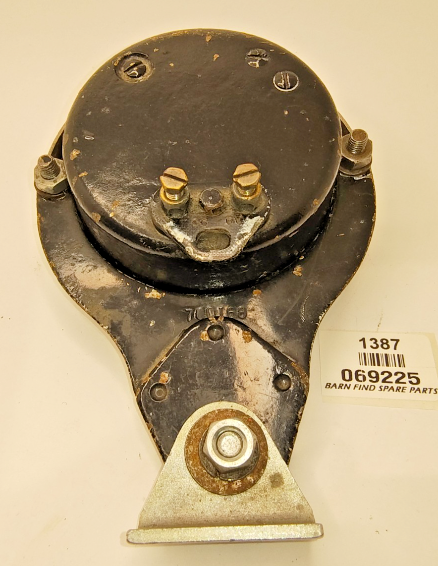 Lucas Original USED Altette 6 Volt 4.5 " High Frequency Horn 069225 & brackets6