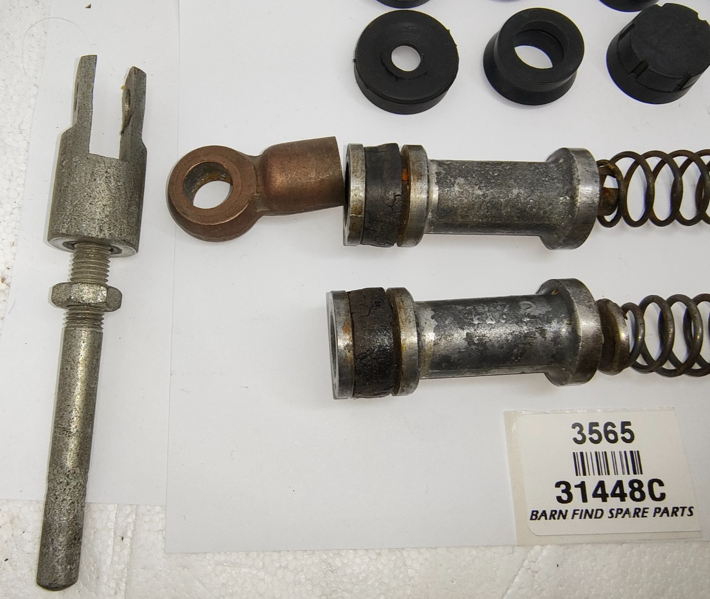 Lockheed used brake & clutch master cylinder 31448C 7/8 inch Suits MG Z Wolseley2