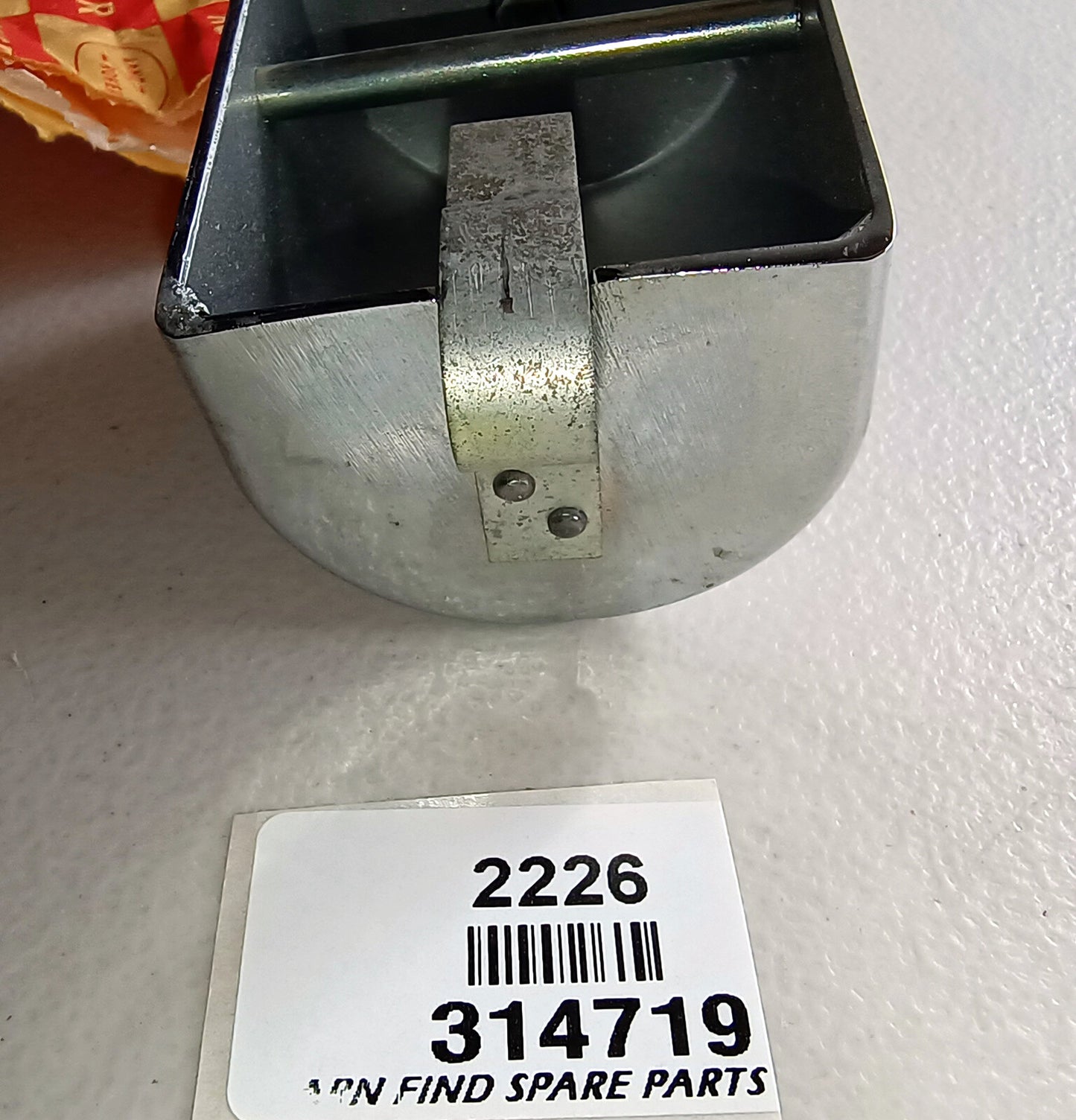 ROVER Ashtray unit for front seat, 314719. New Old Stock.3