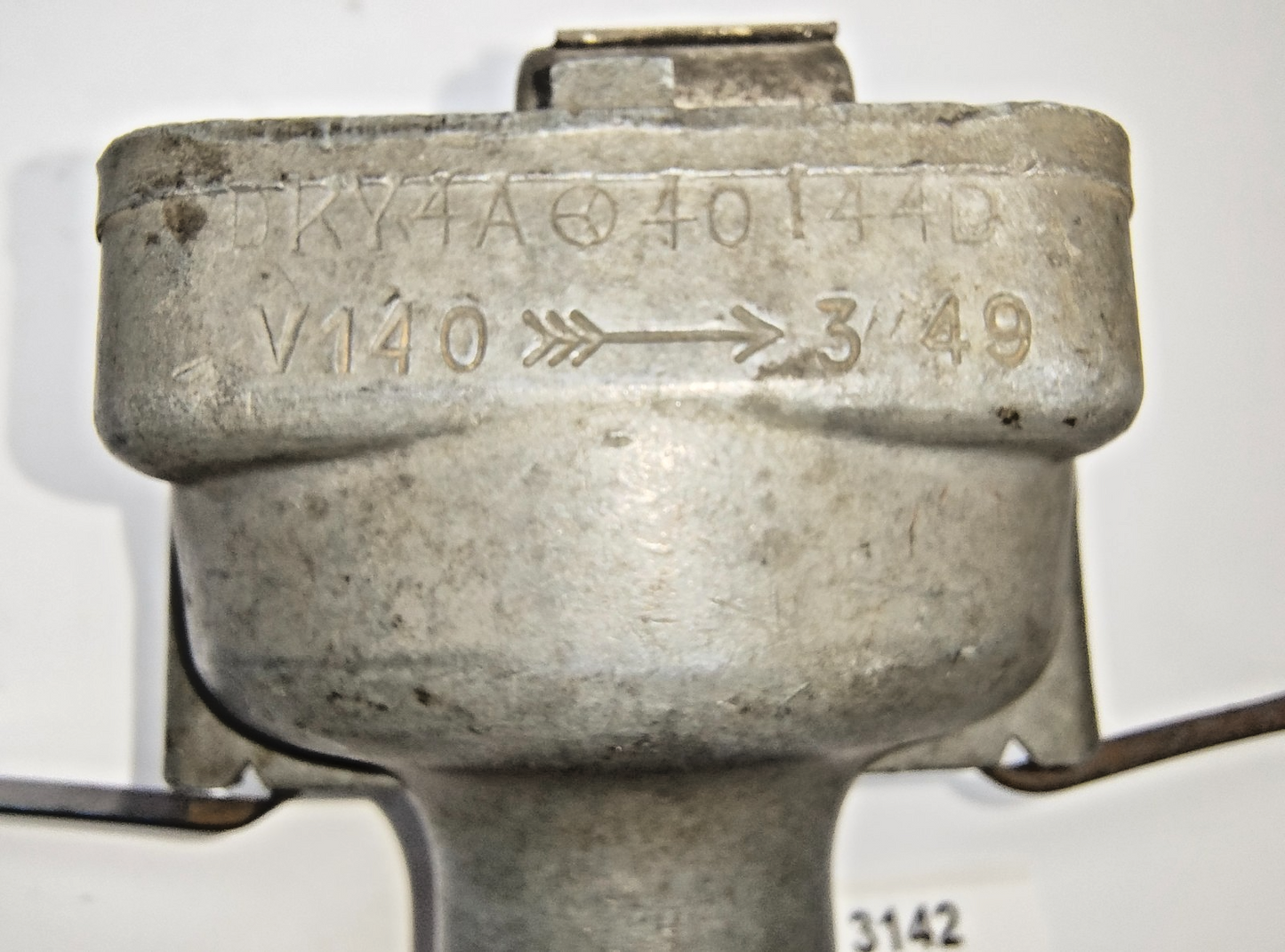 Original LUCAS used DISTRIBUTOR DKY4A 40144D V140 dated March 19492