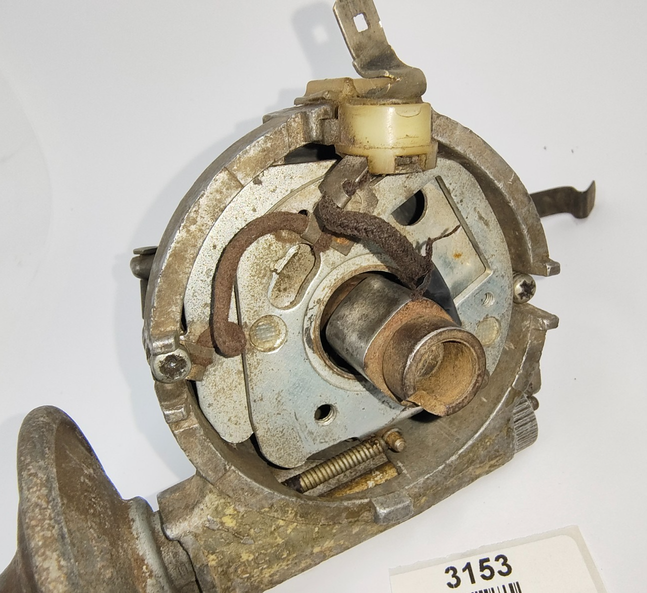 Lucas Original Used Distributor 25D - 40958 E date Stamped 6 6412