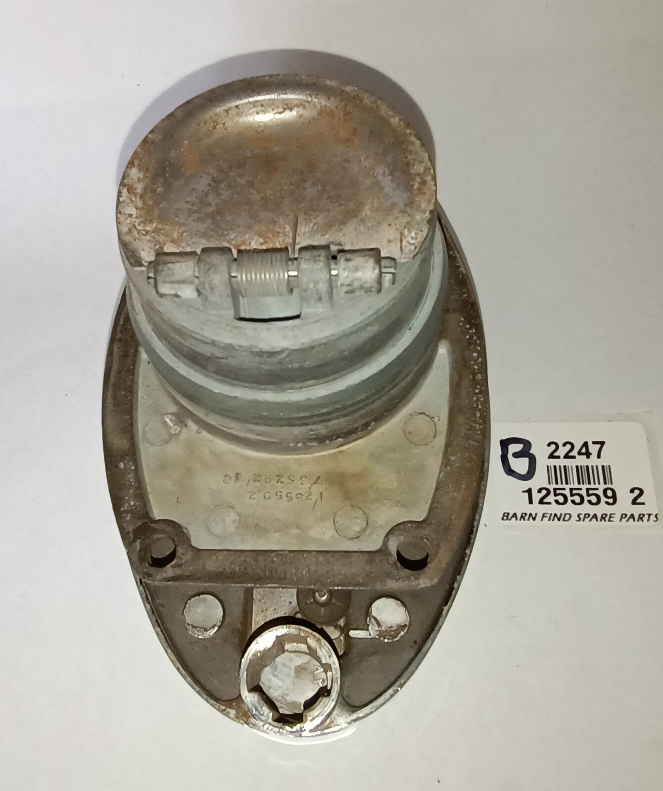 Jaguar Chrome Thin Fuel Filler Cap, 125559 2. Used Condition4