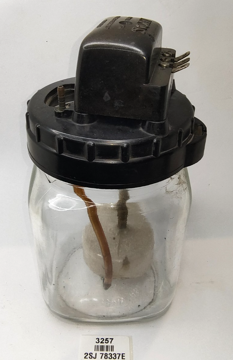 Lucas Screen Jet Screenjet Original Used 3 pin Washer bottle 2SJ 78337D 12V 3/624