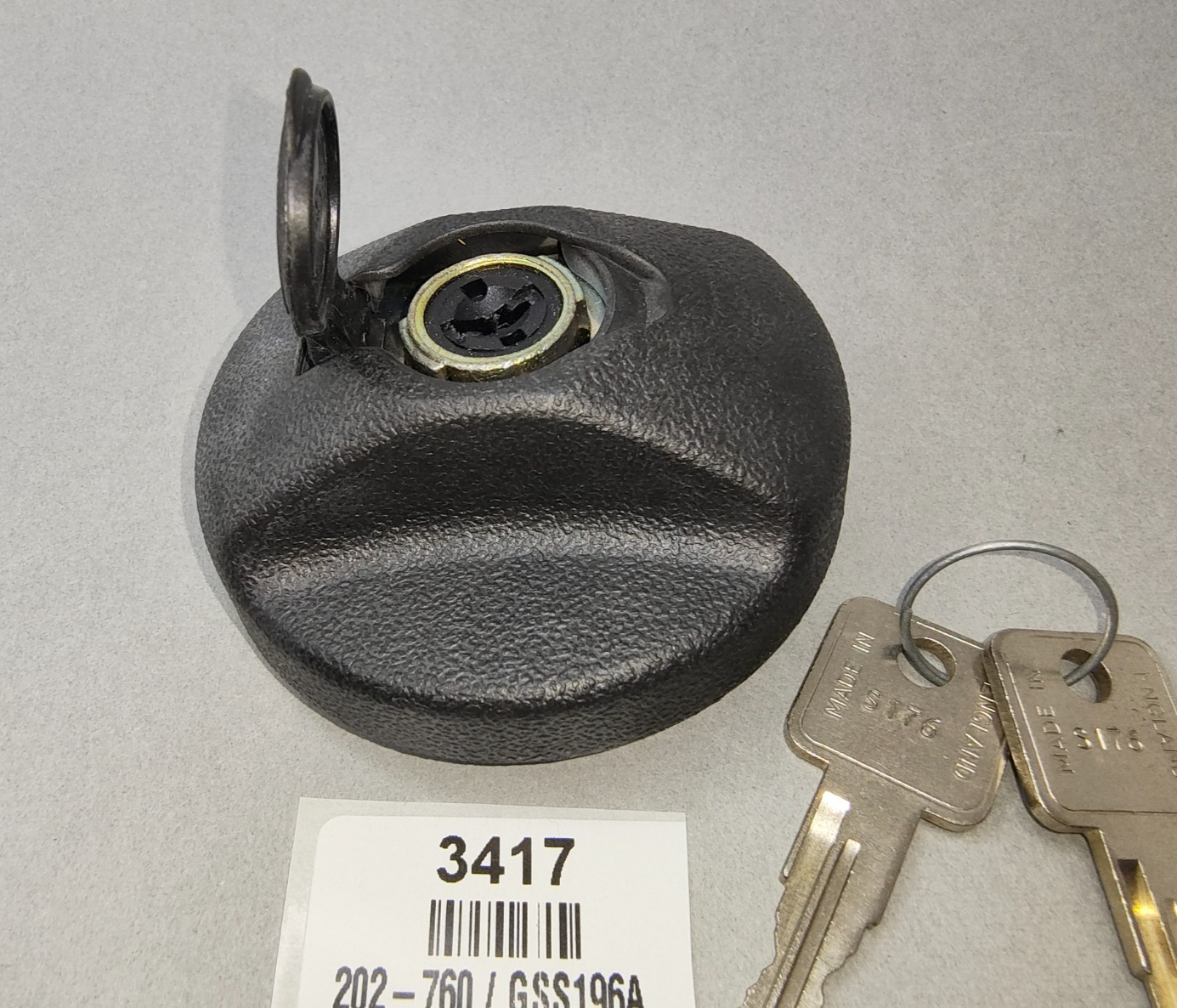 FUEL CAP Black vented Locking inc 2 keys New Old Stock 202-760 GSS196A Some MGB6