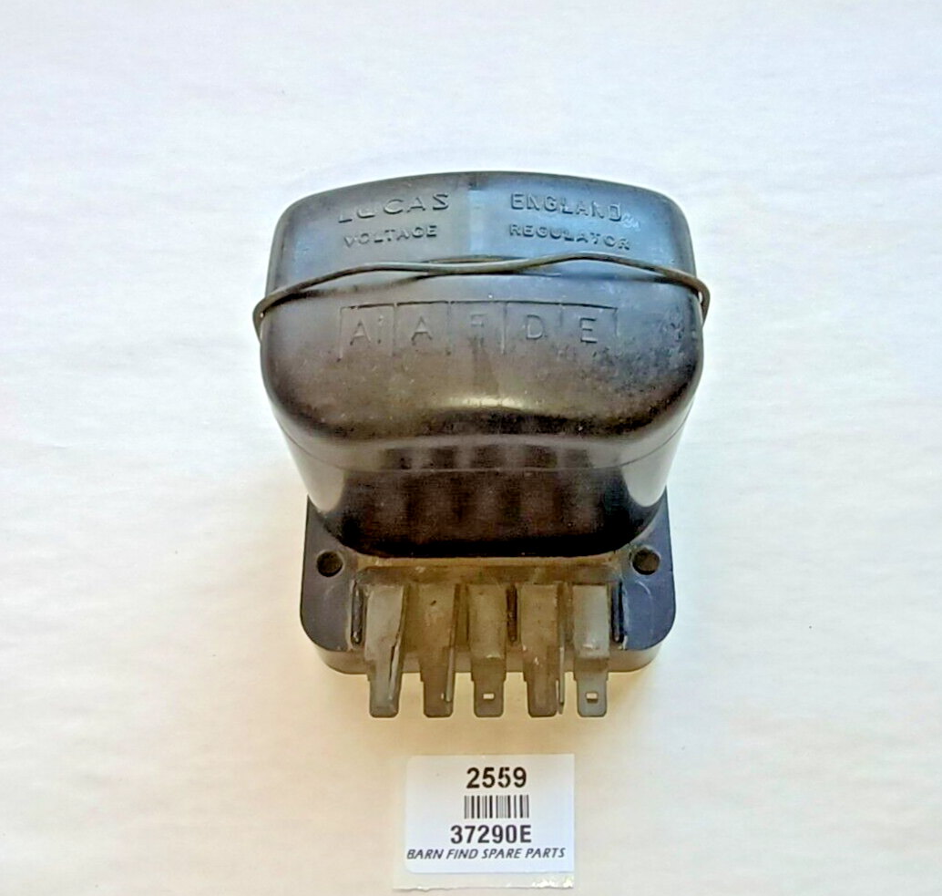 Lucas Original USED RB106-2  37290E 4 66 Regulator/Control Box.0