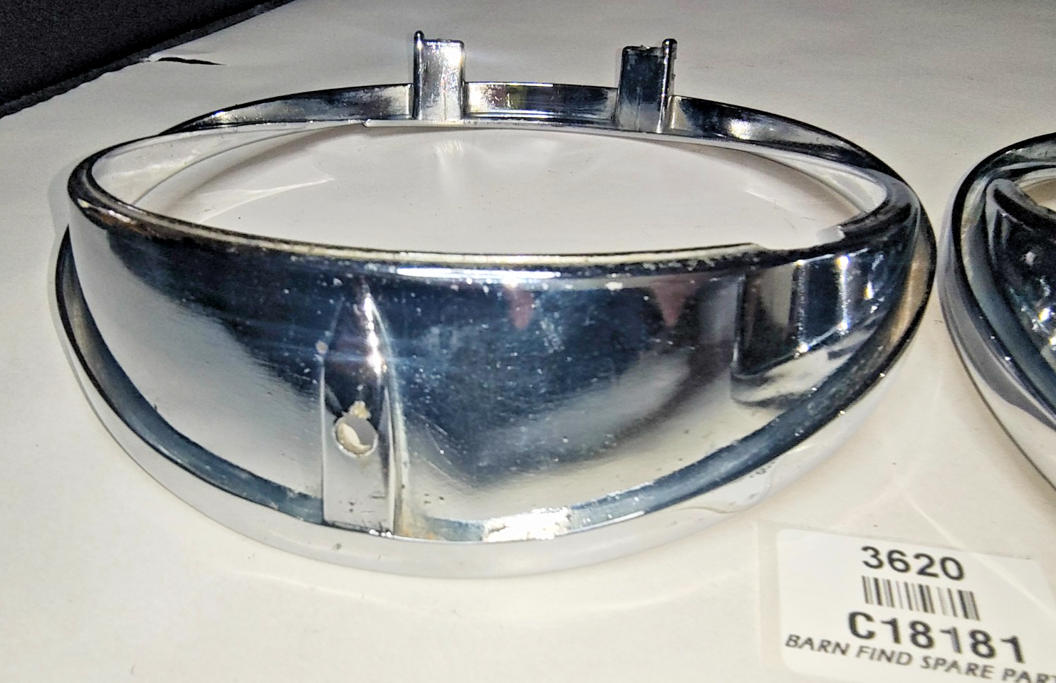 JAGUAR DAIMLER Original pair METAL Chrome 5.75" inner headlamp trim/rims C1818112