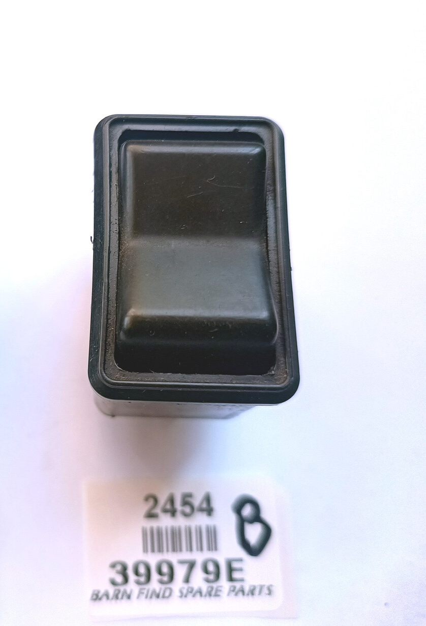 Original S2 Lucas 39979E panel switch - used0