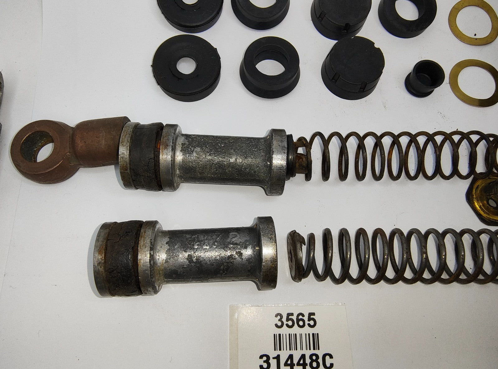 Lockheed used brake & clutch master cylinder 31448C 7/8 inch Suits MG Z Wolseley3