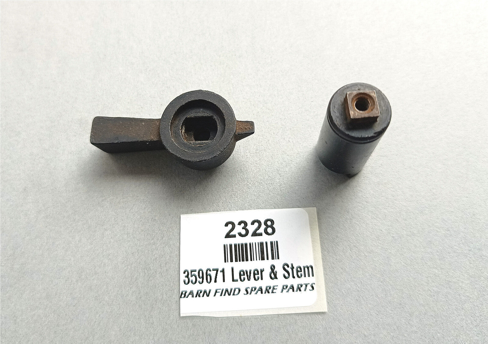 Lucas Lever and Stem for Lucas S37 switch with part No. 359671 Used.1