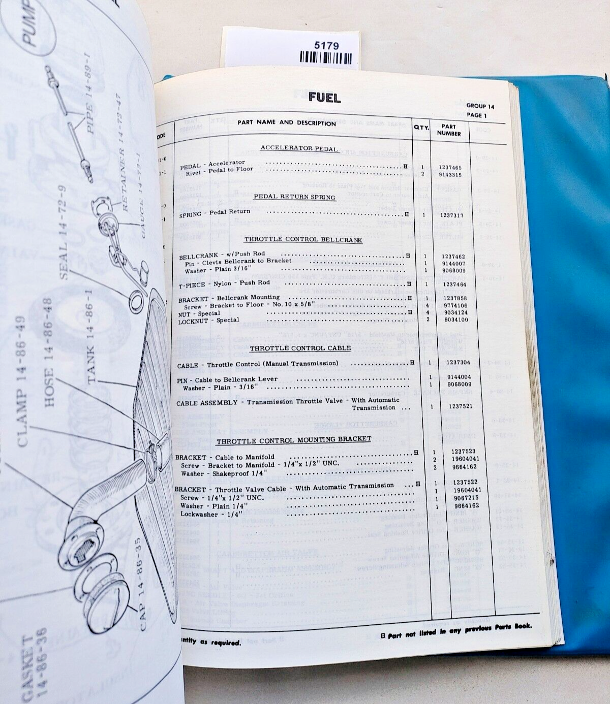 Original Chrysler folder with two Hillman  HB BC  parts list books 1967, 19687