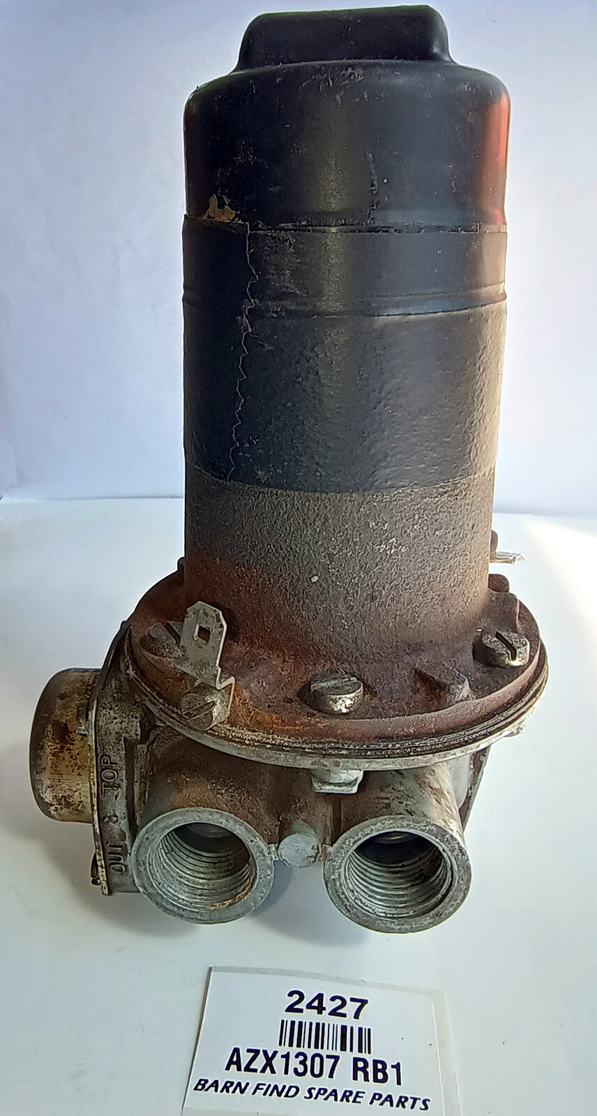 SU Original 12 Volt Fuel Pump, Su Part Number AZX1307 RB1, Used Condition1