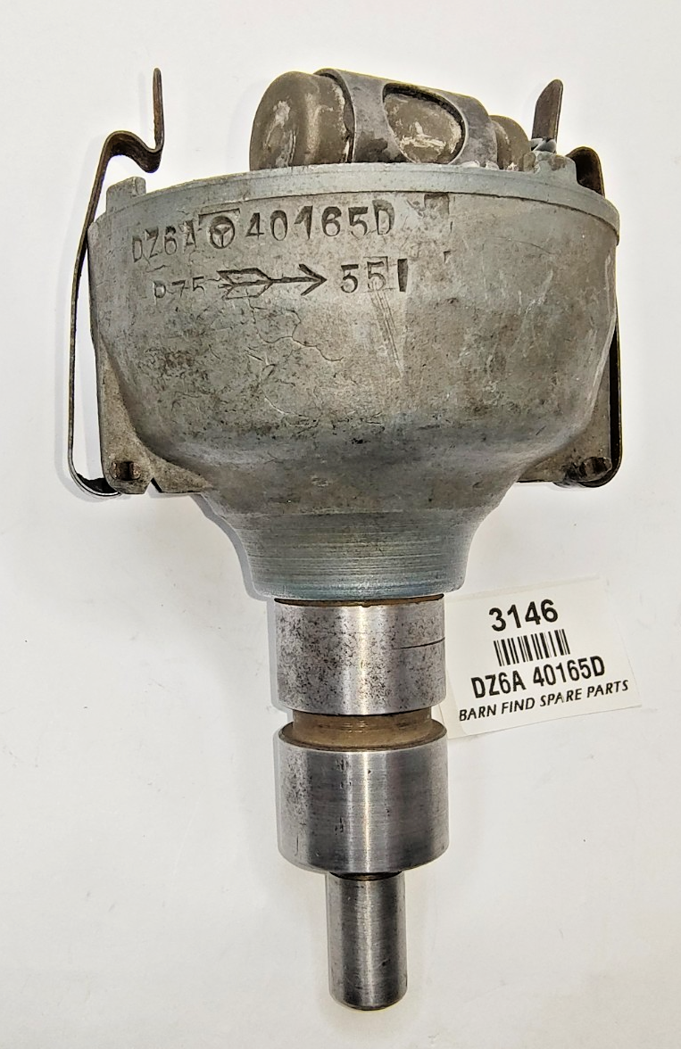 Lucas Original Used Distributor DZ6A 40165D, P75 Date Stamped 5 510