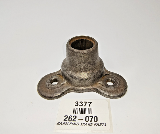 Flange pinion shaft, Good Used Condition, spline in very good condition 262-0700