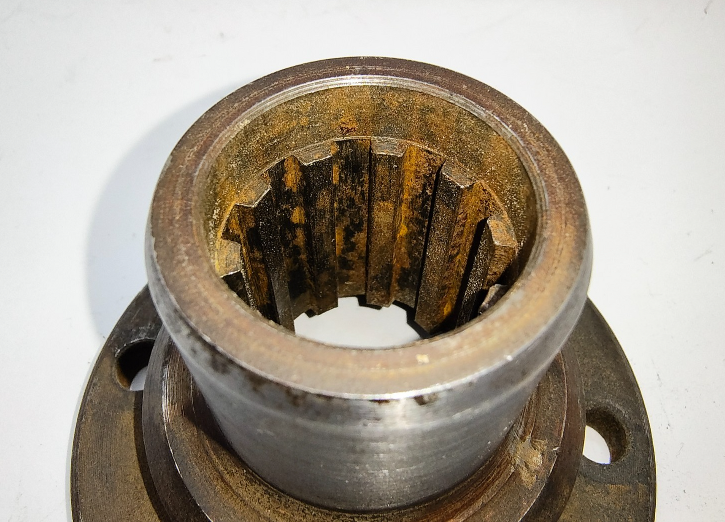 Gearbox Rear Flange Good Used Condition 1H3304 suits some MGA MGB see desc.1