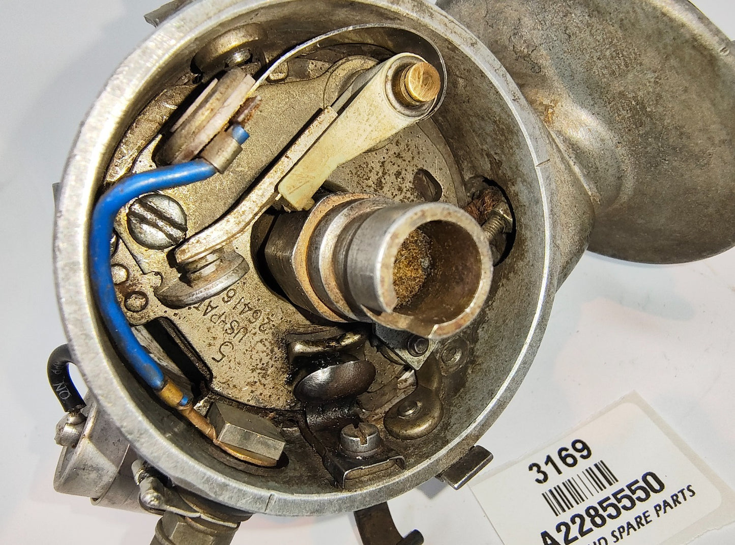 BOSCH Original Used distributor A2285550  U- ZV/JCU 6RI 0 suits slant 6 engine14