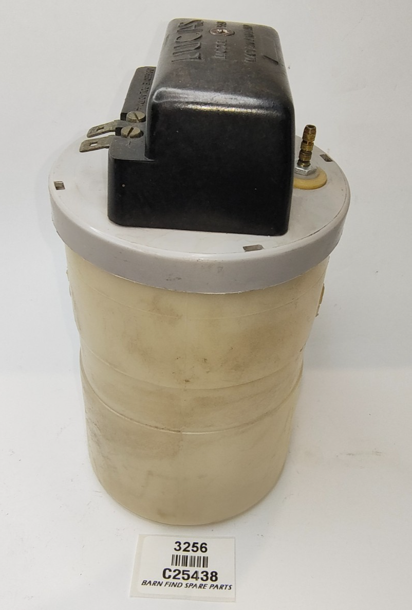Lucas 5SJ  Screenjet Used Wiper Washer Bottle & Pump Assembly & cap Used C254388