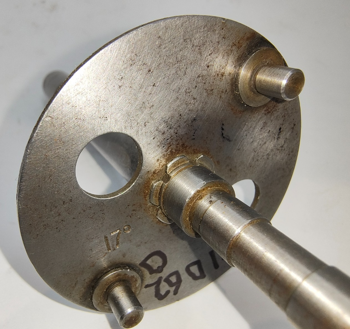 Original Lucas Distributor Used Shaft Action Plate 17 degrees 4106201