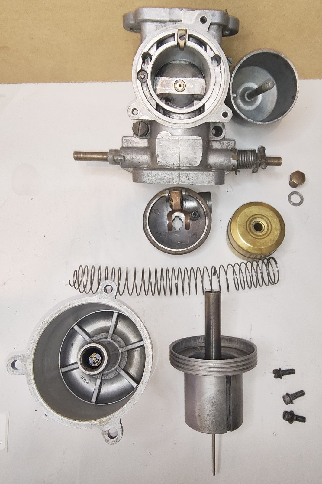 Original USED Set of SU HD6 carburettors AUC 7081 W8