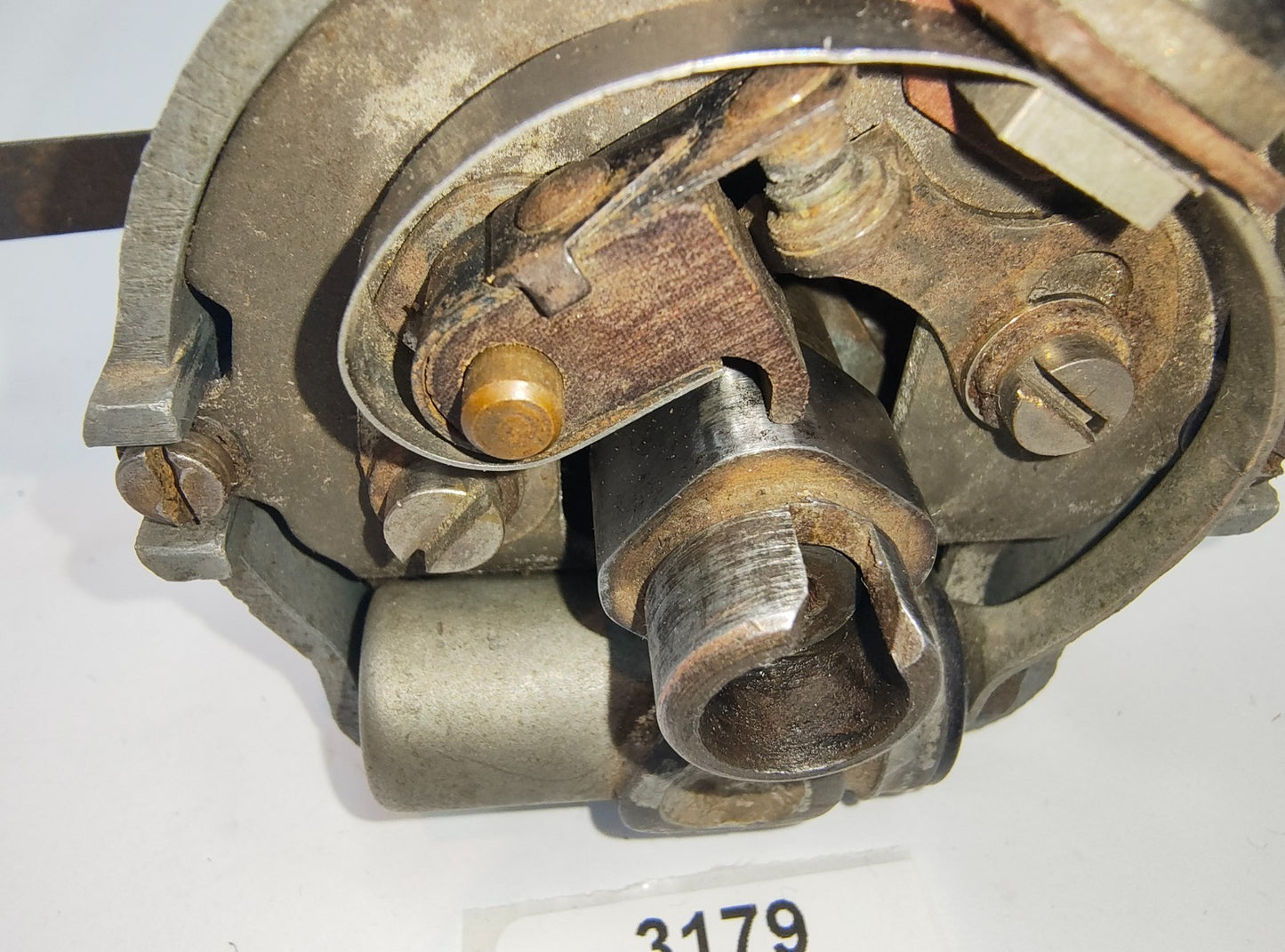 LUCAS USED DISTRIBUTOR DKY4A 40058D,  A131  Date stamped 3 48 (March 1948) MG TD12