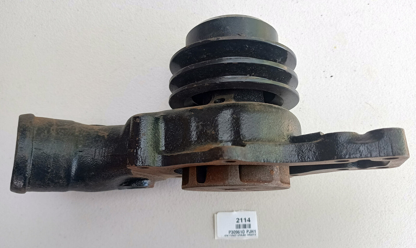 Water Pump Jaguar P30961O PJH1. New Old Stock4