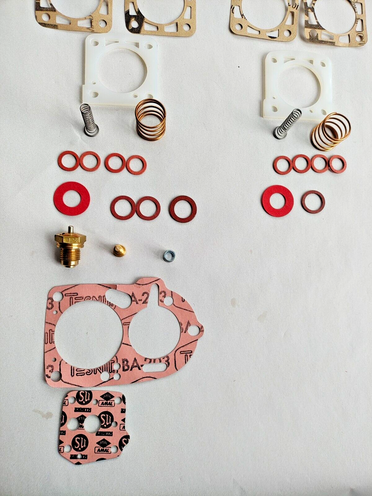 Zenith ZRK3 rebuild kit - there are some parts missing and some parts extra. NOS4