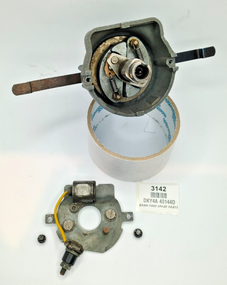 Original LUCAS used DISTRIBUTOR DKY4A 40144D V140 dated March 19498
