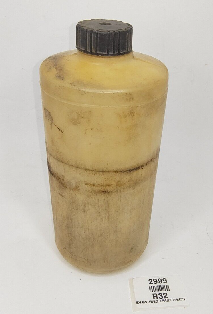 Nylex Original Used WINDSCREEN WASHER BOTTLE with lid and No Leaks Cat No. R321