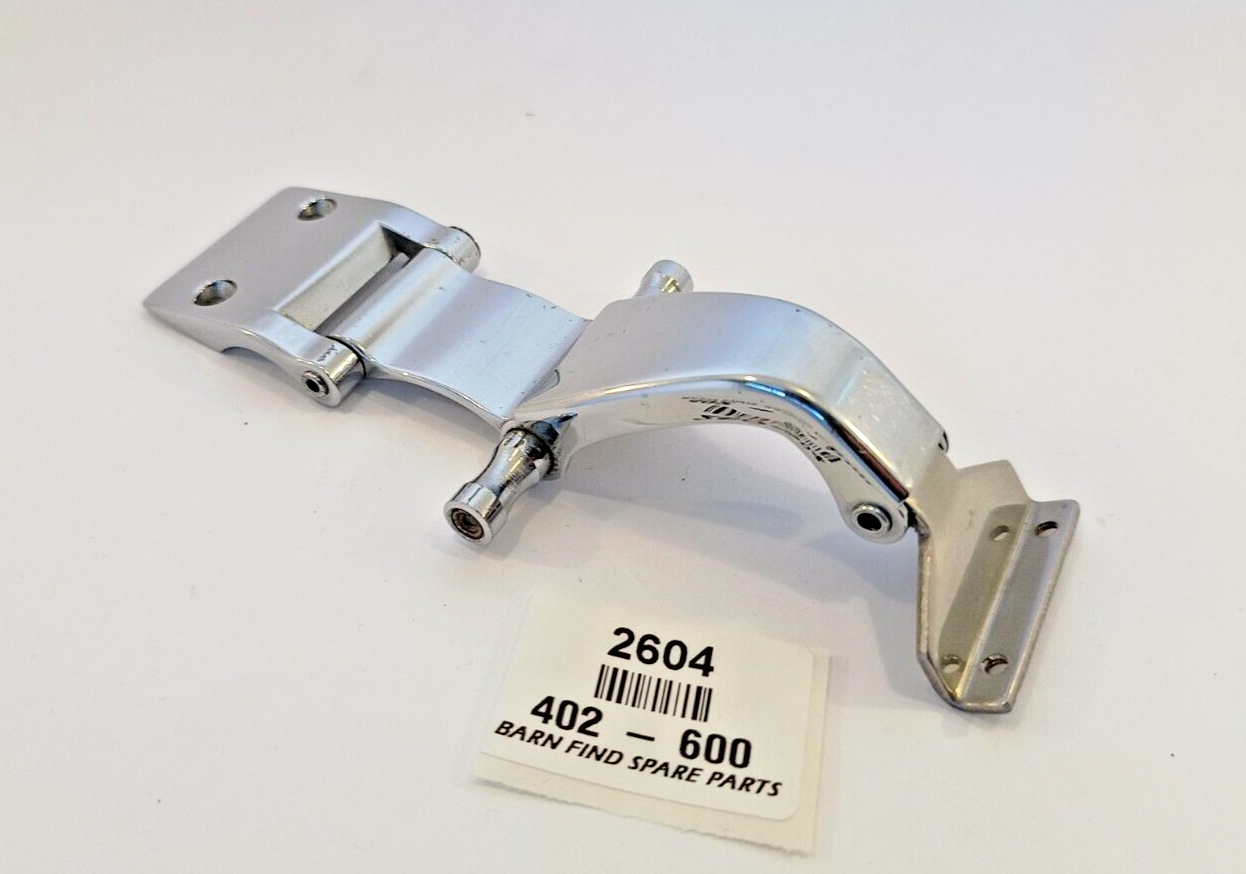 MGB GT Toggle catch right rear side 1/4 Window  MGBGT 402-6000