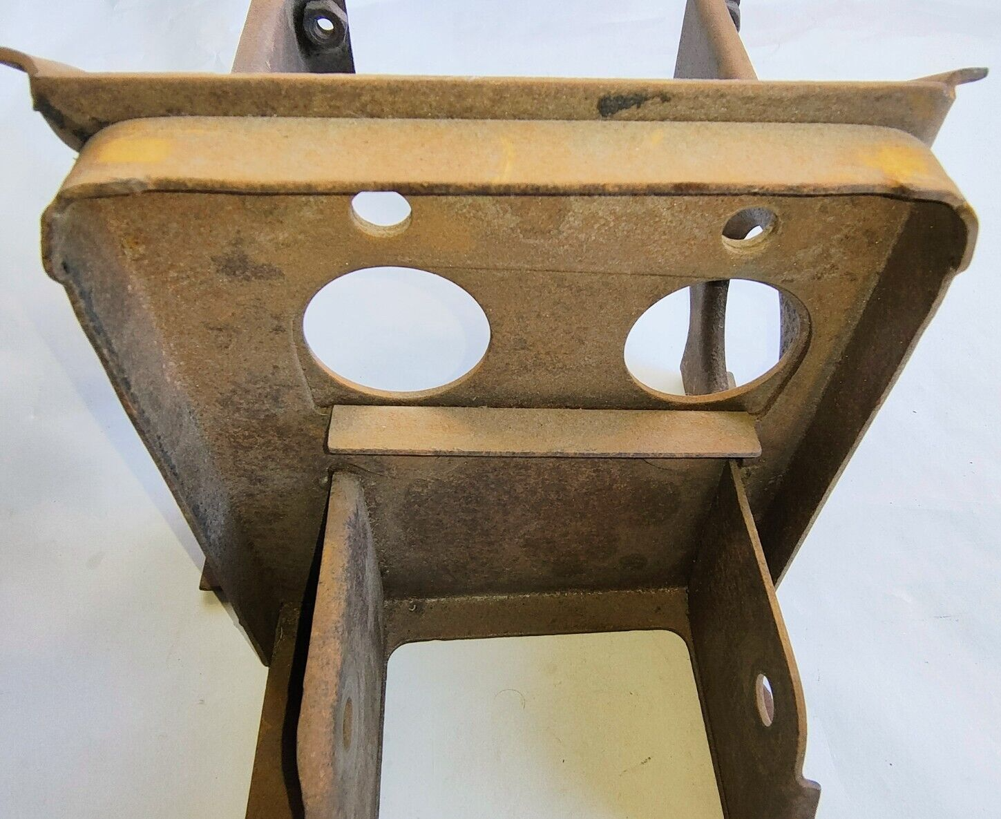 Original MGB Pedal Box AHH6065 excellent used condition5