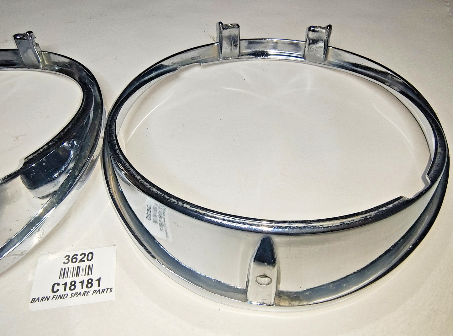 JAGUAR DAIMLER Original pair METAL Chrome 5.75" inner headlamp trim/rims C181819