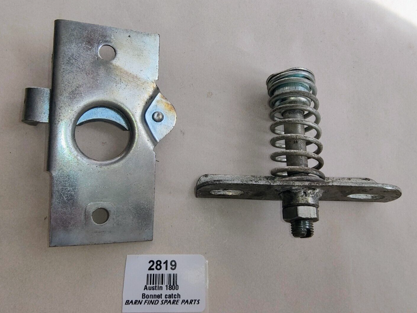 Austin 1800 bonnet catch4