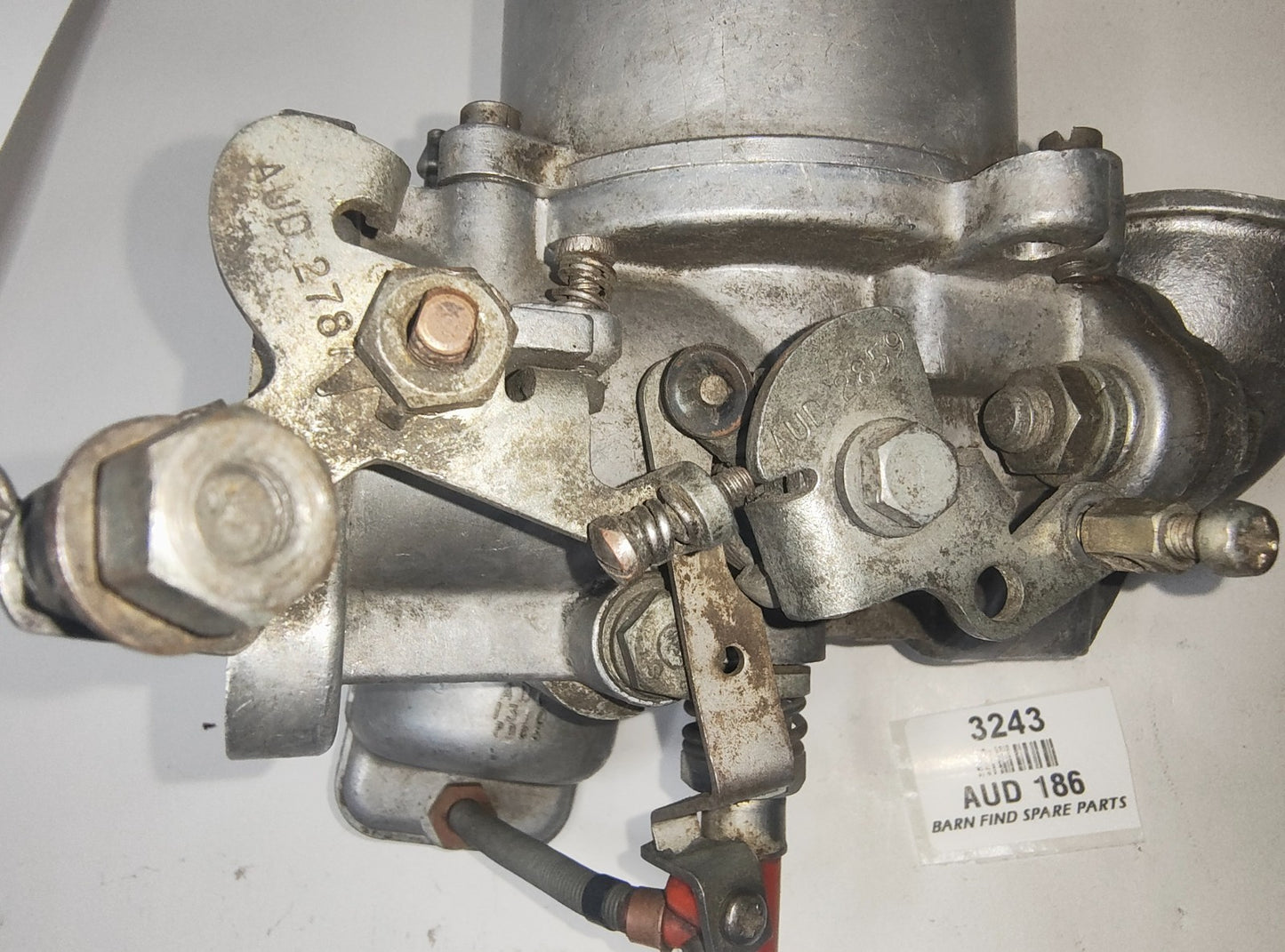 SU HS4 1 1/2 inch single Carburettor complete with air plenum AUD186 good used11