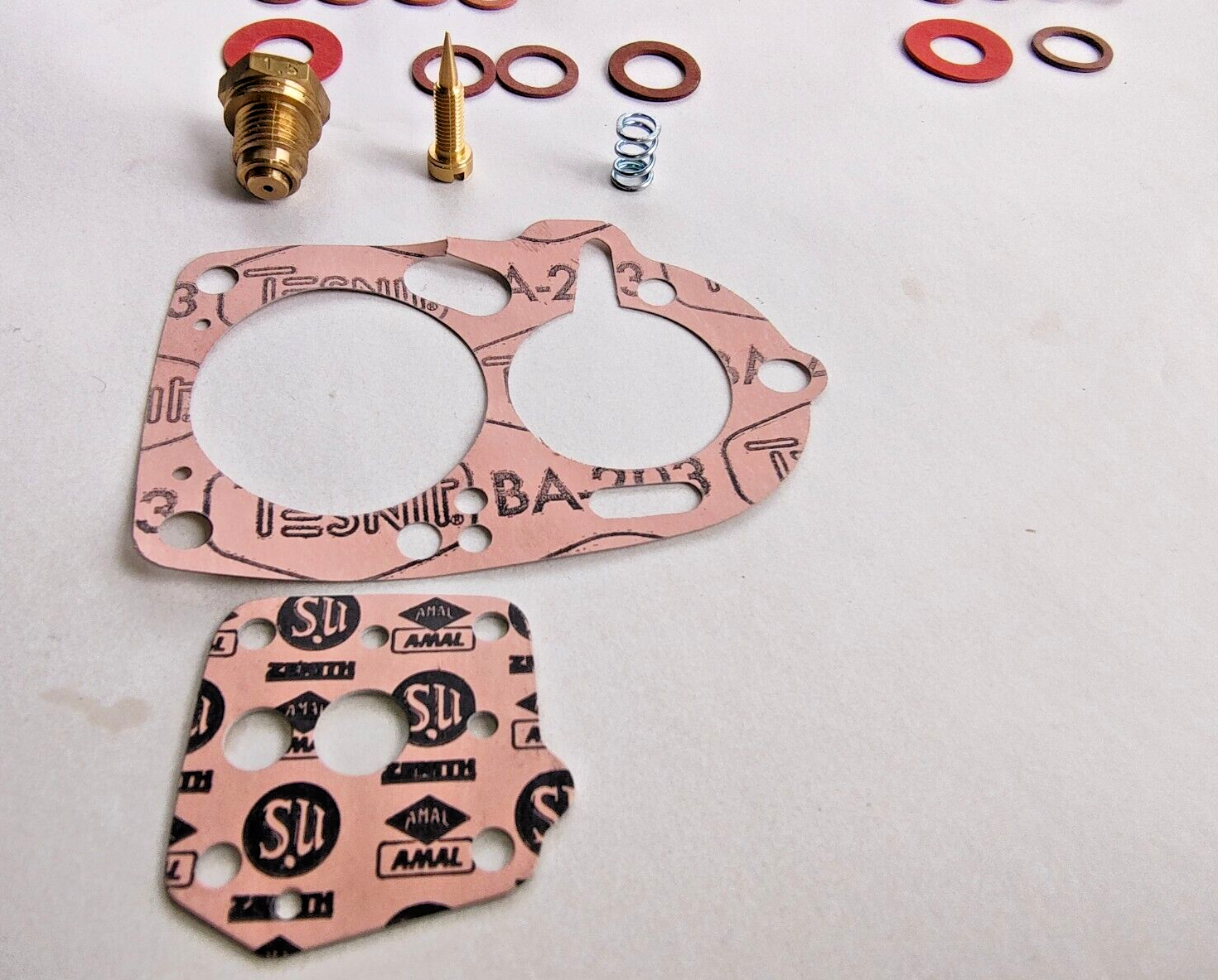 Zenith ZRK3 rebuild kit - there are some parts missing and some parts extra. NOS5