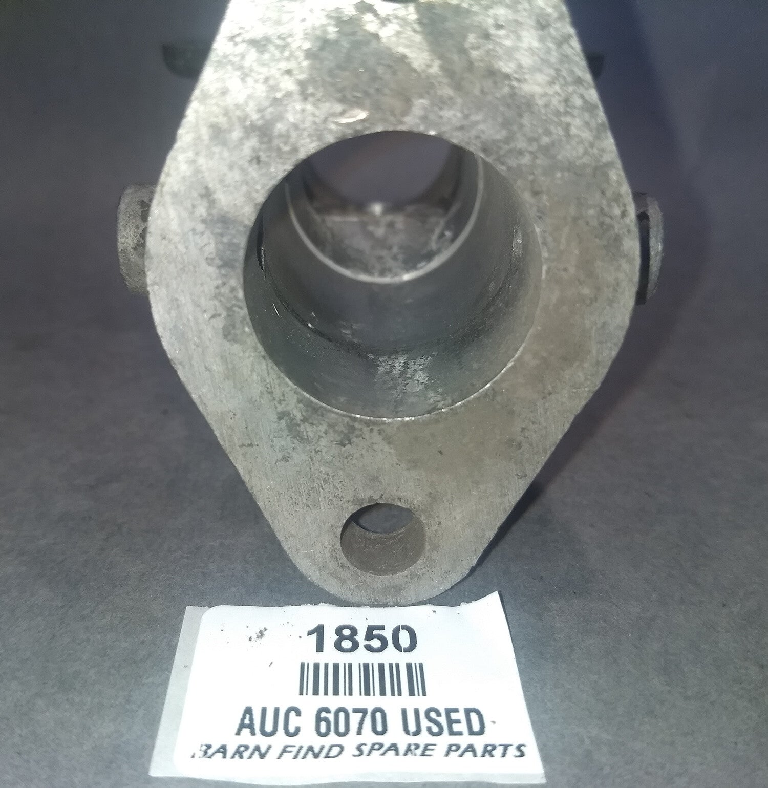 SU Carburettor body 1 1/4"AUC 6070 USED3