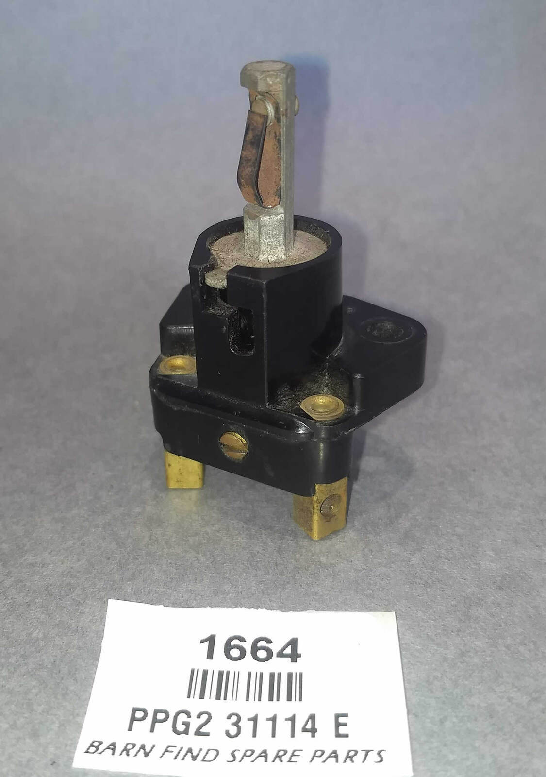 Lucas Used PPG2 31114E Three stage Turn to pull on-push Off 0