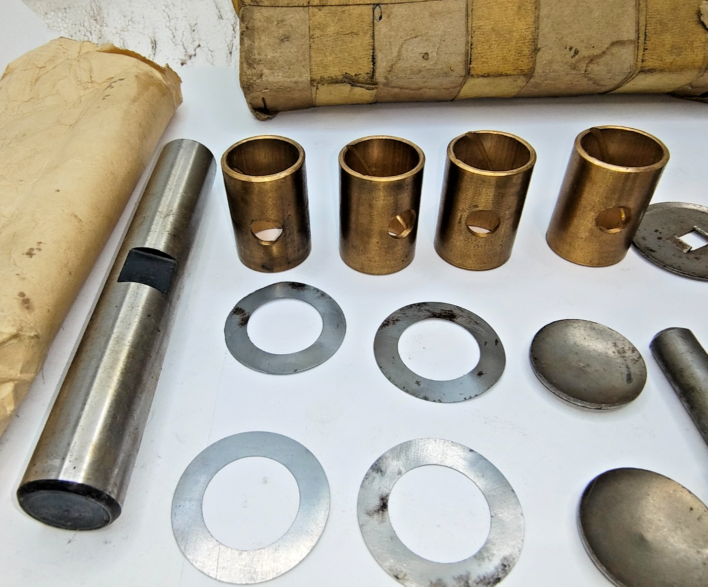 Steering King Pin Kit, New Old Stock KX188 /KX170 Suits various Austin / Morris3