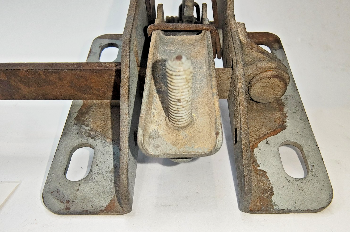 Boot Trunk Catch Mechanism ADG1610 Used Condition - broken spring - repairable2