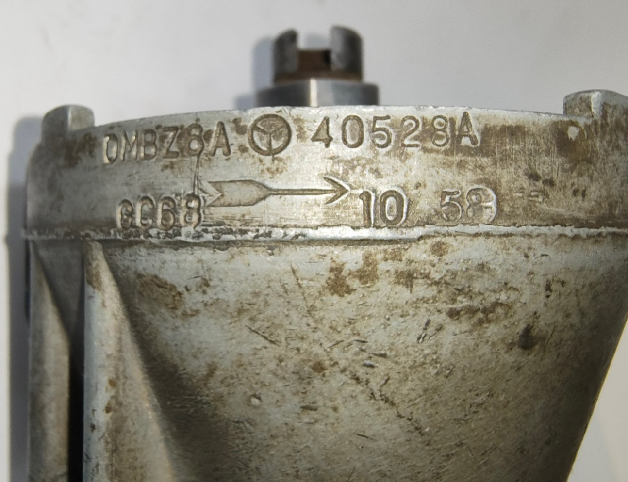 Lucas original Used Distributor DMBZ6A Part No. 40528A  incomplete dated 10 581