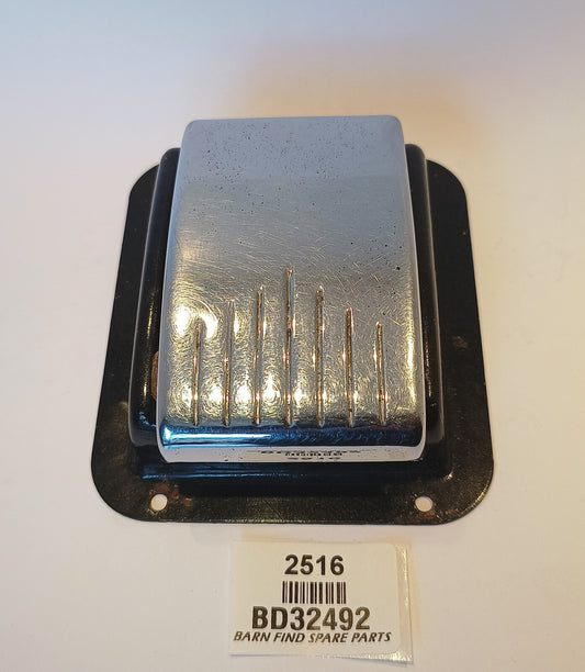 Original Used Jaguar and/or MG Ash Tray ashtray BD324920
