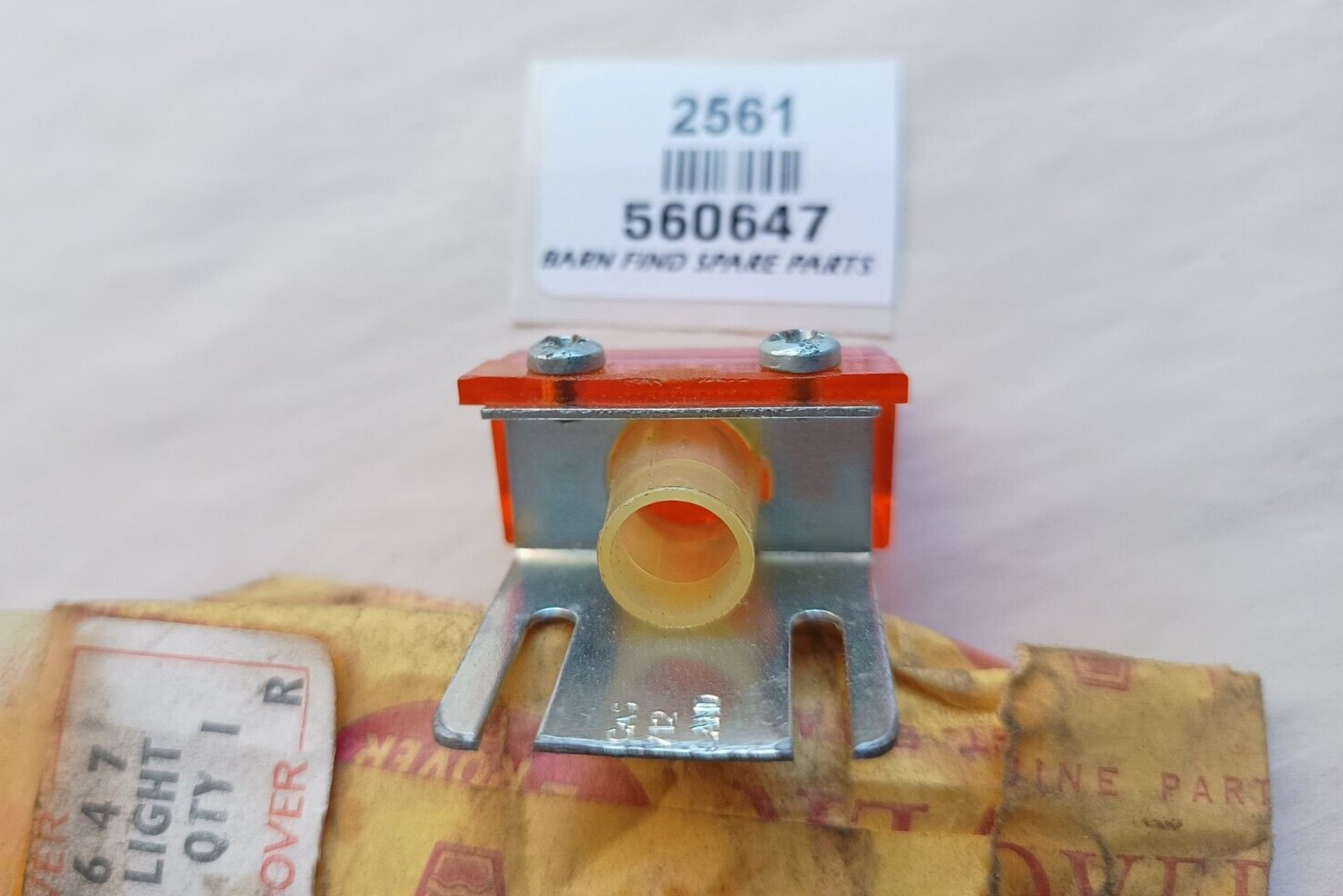 Genuine Land Rover Brake Warning Light Lens 560647 New Old Stock2
