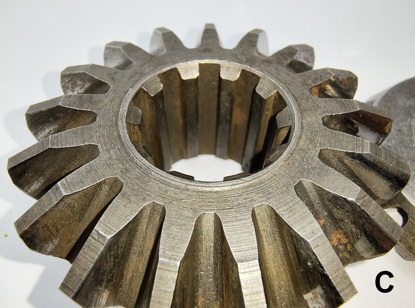 Pair of Original differential Spider Gears 265240 ATA7037 Some MG Austin Morris22