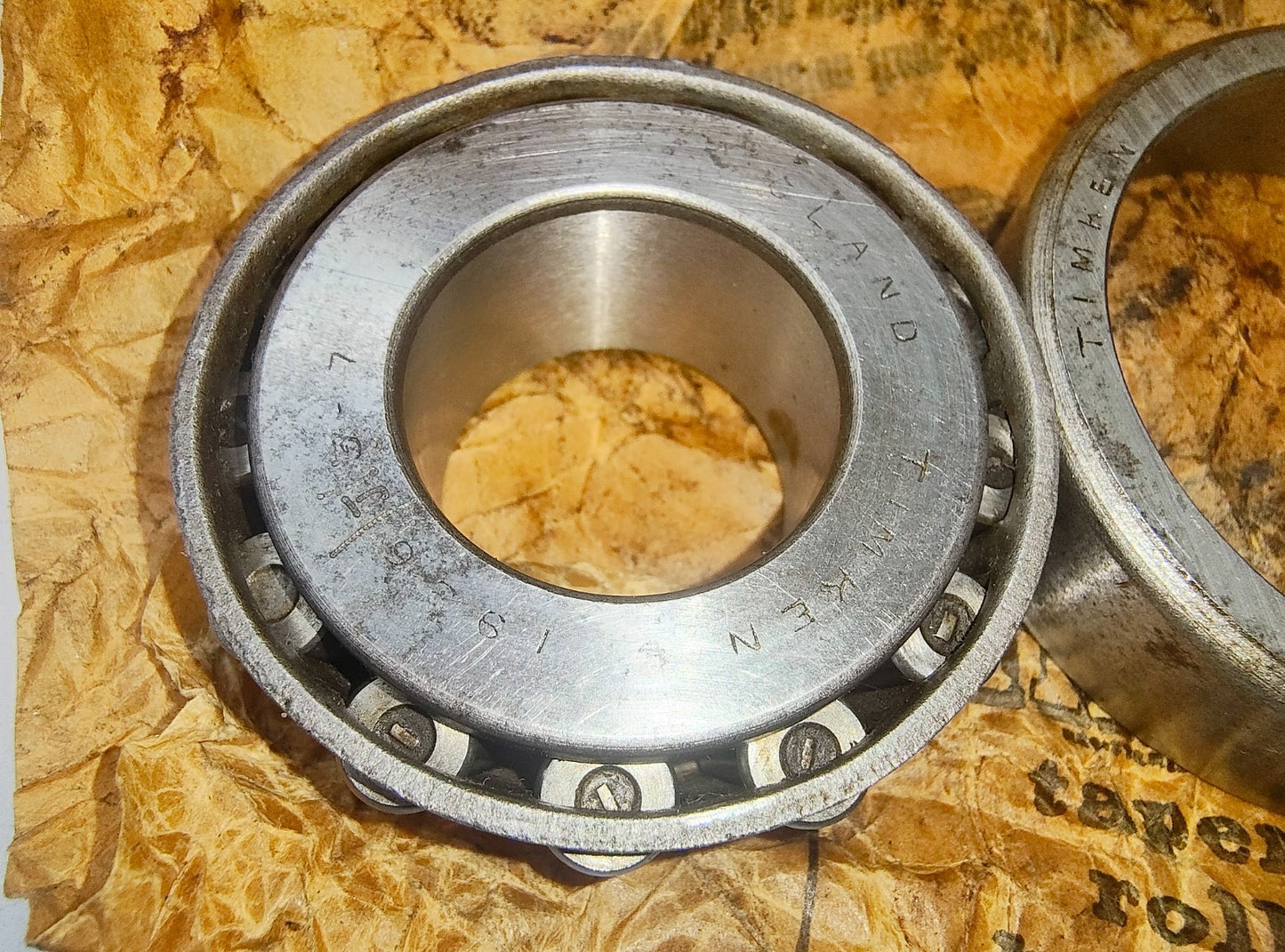 Timken Single Row Tapered Roller Bearing Cone 18690 1986 19220 New Old Stock3
